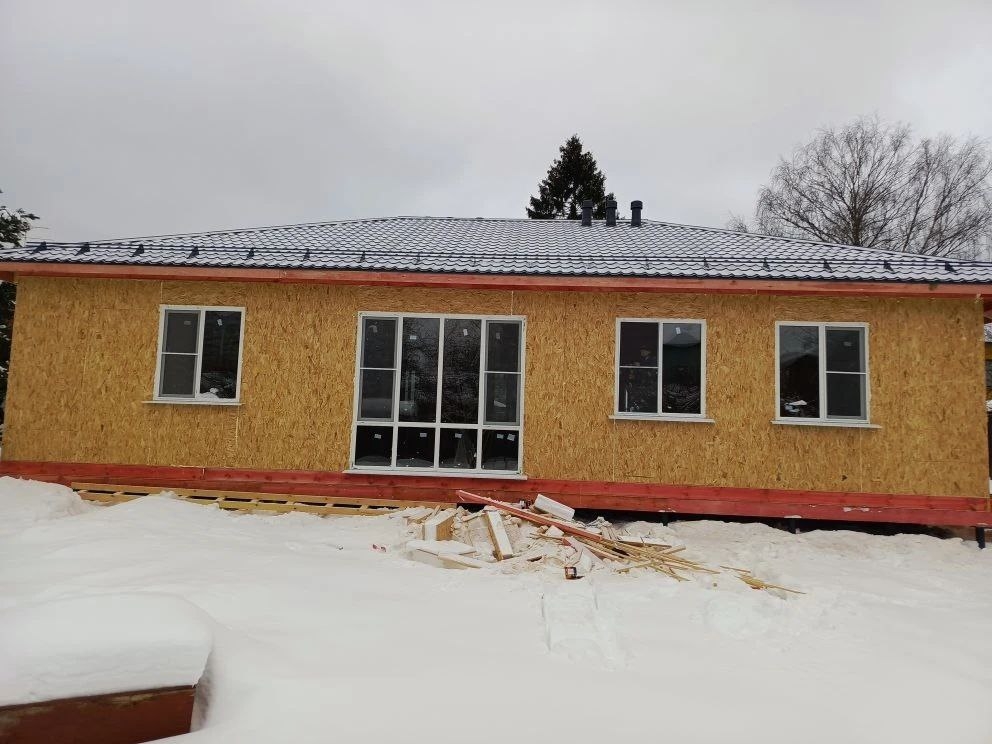 Строительство одноэтажного дома для постоянного проживания из СИП панелей по проекту «Огарева», г. Королев