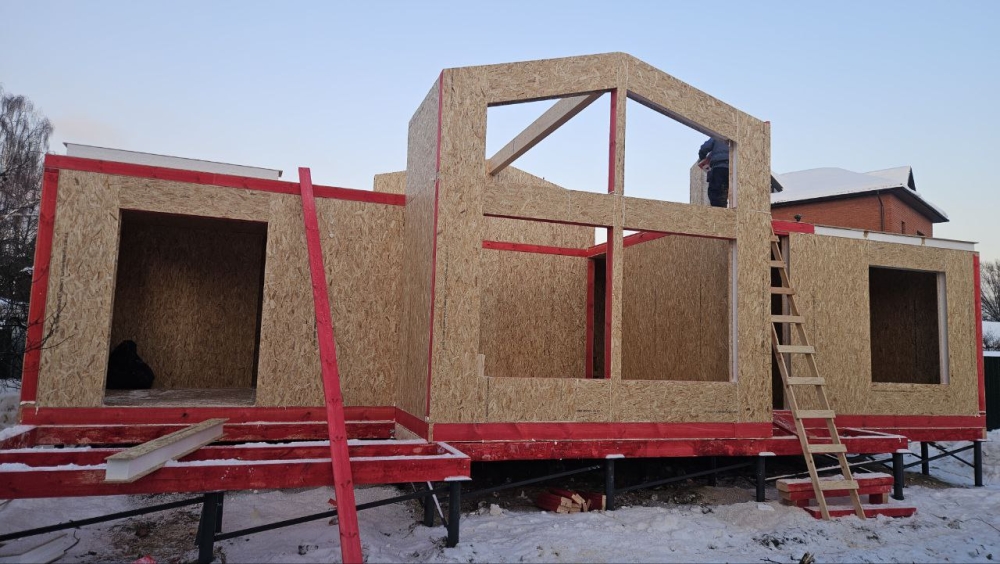 Строительство одноэтажного дома для постоянного проживания из СИП панелей по проекту «Лера», мкр. Никольско-Архангельский, г. Балашиха